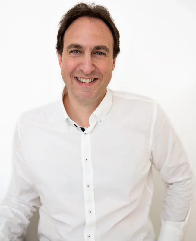 Doctor Victoriano Morales Gordillo (Sclinic)